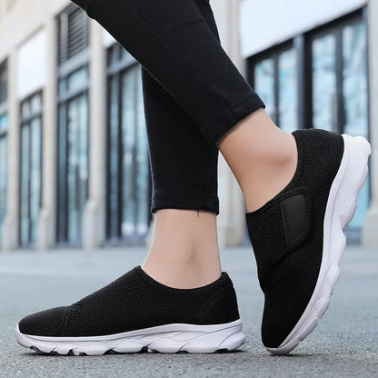 Tênis Ortopédico Feminino para Pés Inchados, Largos e com Joanetes – ConfortWalk™